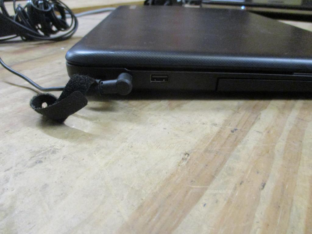 Toshiba Satellite Laptop Computer C75D-B7202.