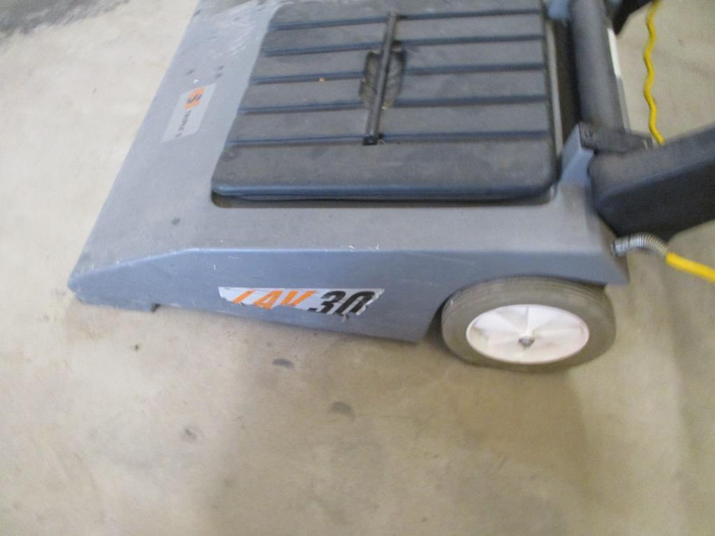 Triple S Lav 30 Large Area Vacuum 54363.