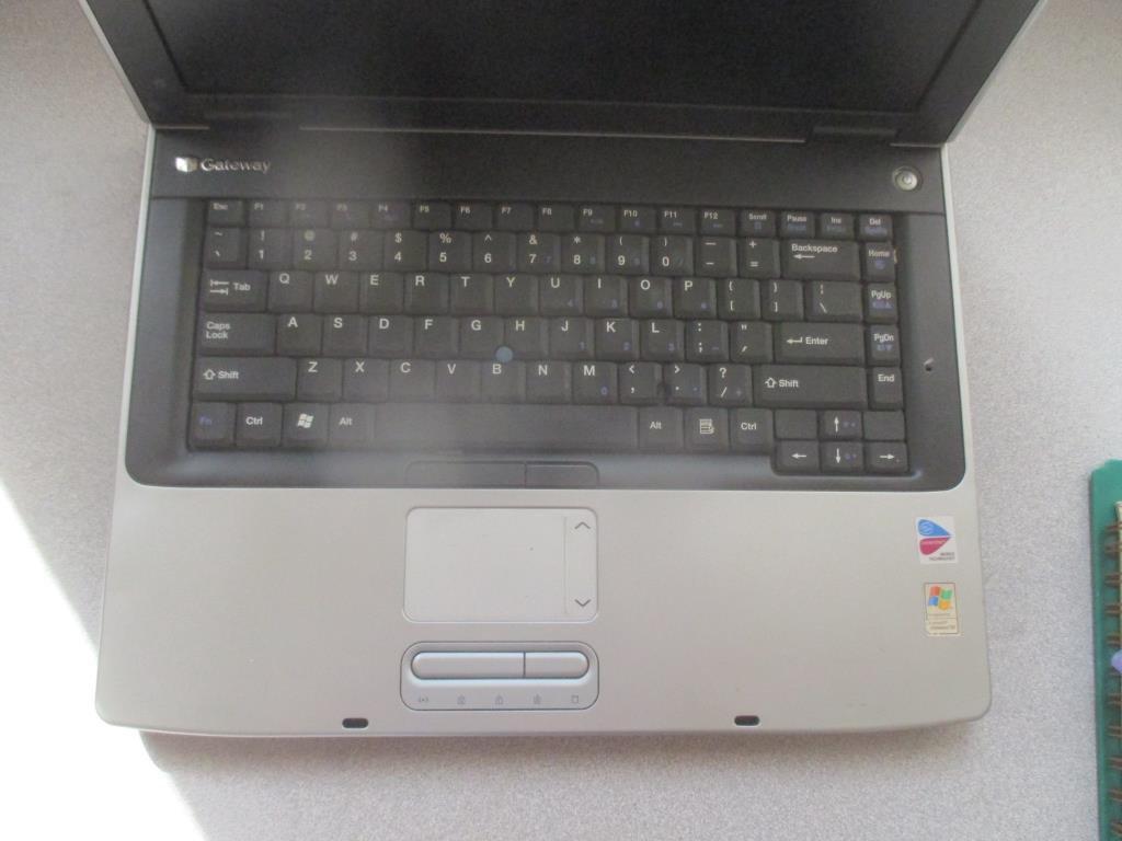 Gateway MAI Laptop Computer.