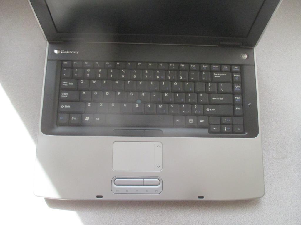 Gateway MAI Laptop Computer.