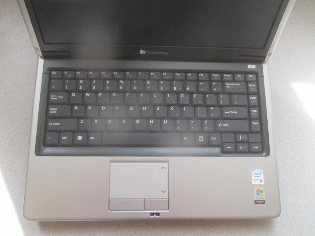 Gateway CA6 Laptop Computer.