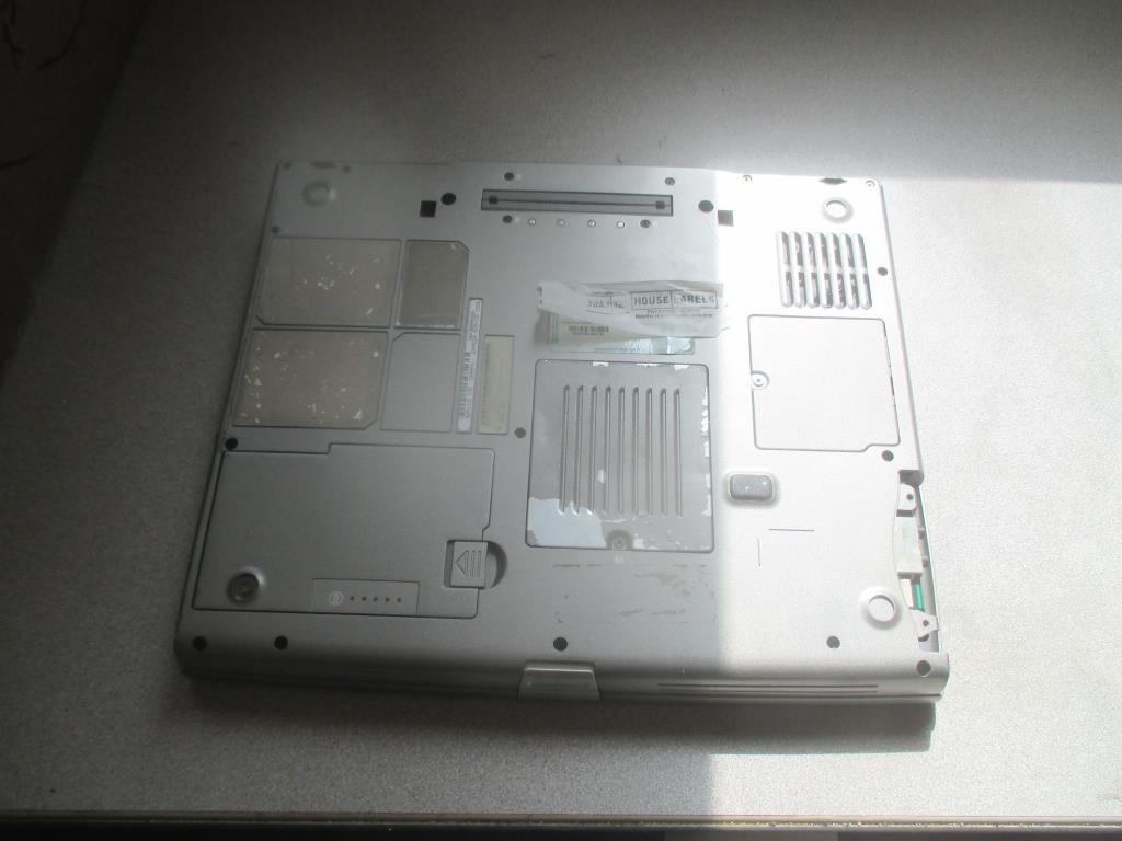 Dell Latitude D550 Laptop Computer.