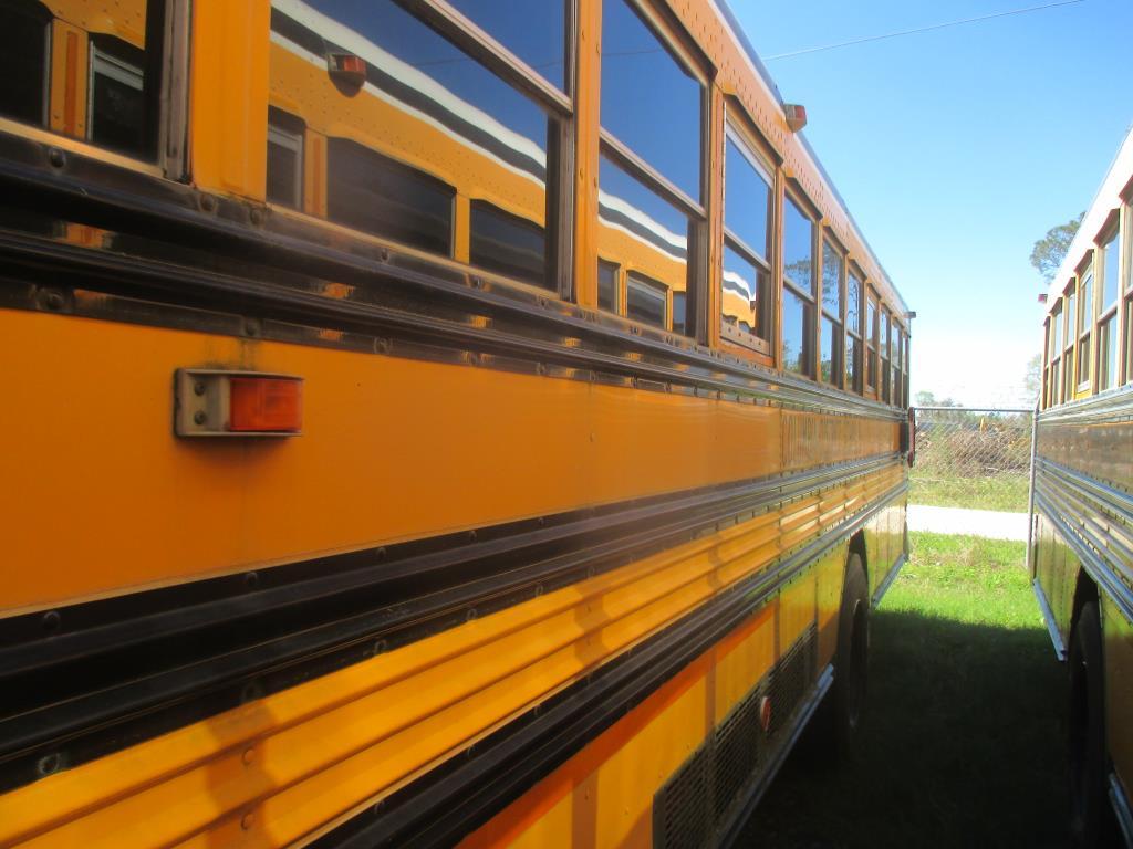 1999 Blue Bird School Bus International/Navistar 3