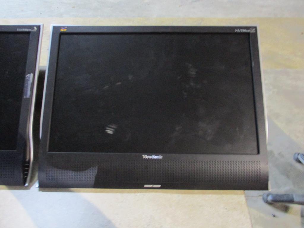(3) Viewsonic 19" LCD Monitors VA1930wm.
