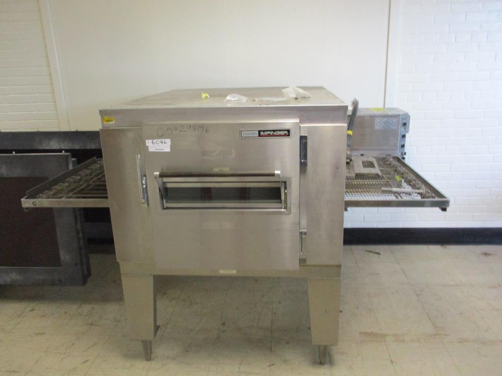 Lincoln Impinger Conveyor Pizza Oven 1040.