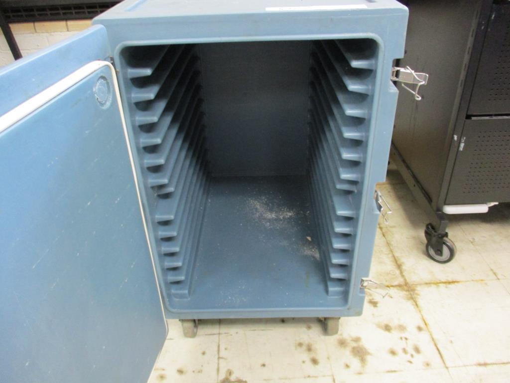 Cambro Plastic Hot/Cold Cabinet.