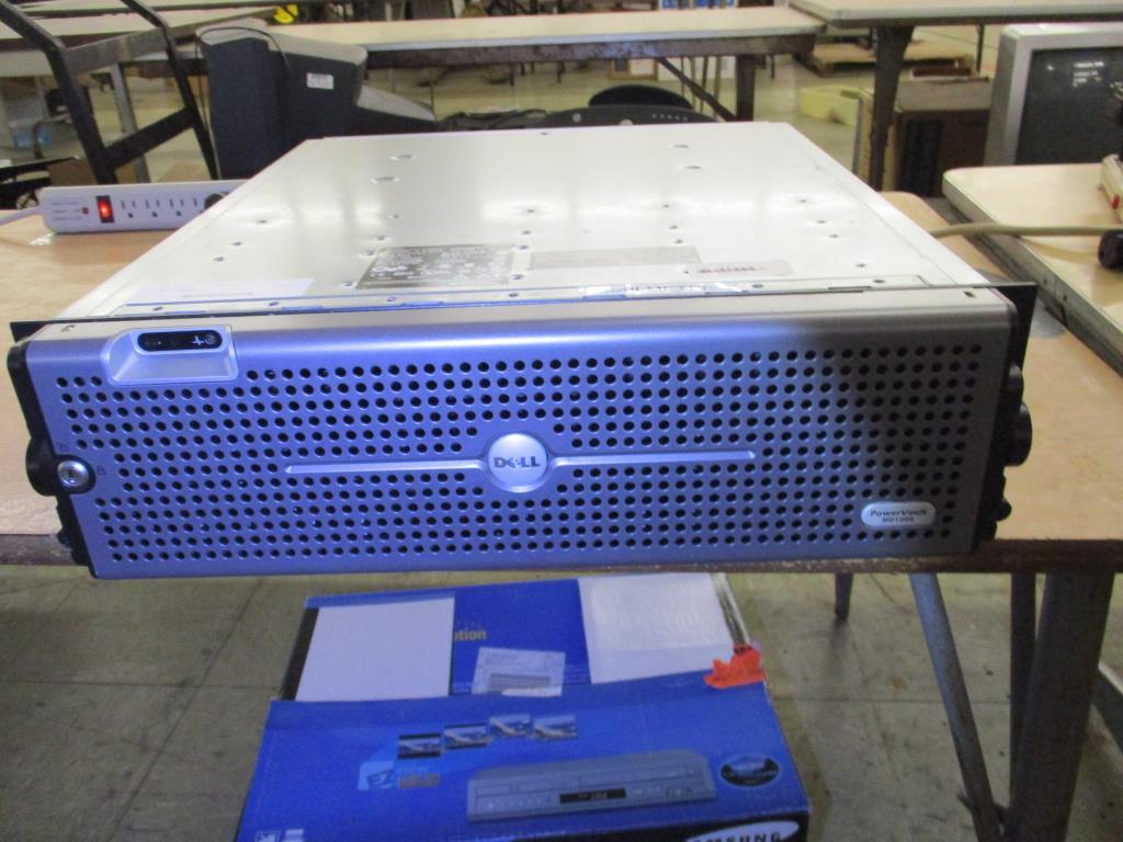 Dell PowerVault MD1000 Direct Attached Storage.