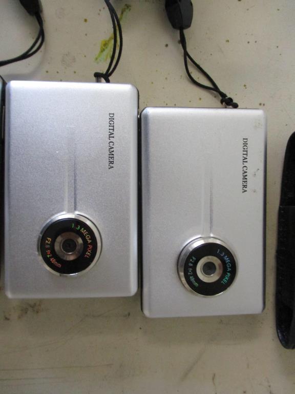 (4) 1.3mp Digital Cameras.