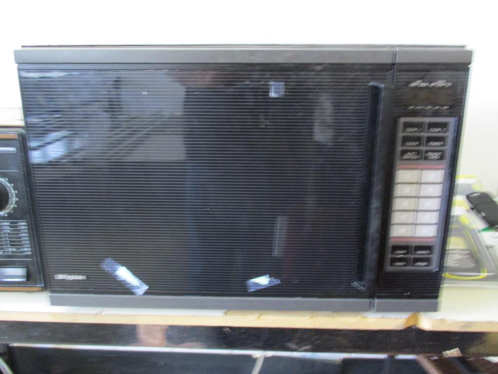 Frigidaire Microwave MC1355L.