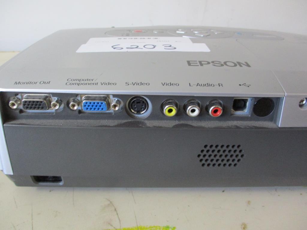 Epson LCD Projector PowerLite S3.