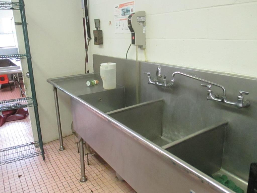 Stainless Steel 3 Compartment Sink/Table