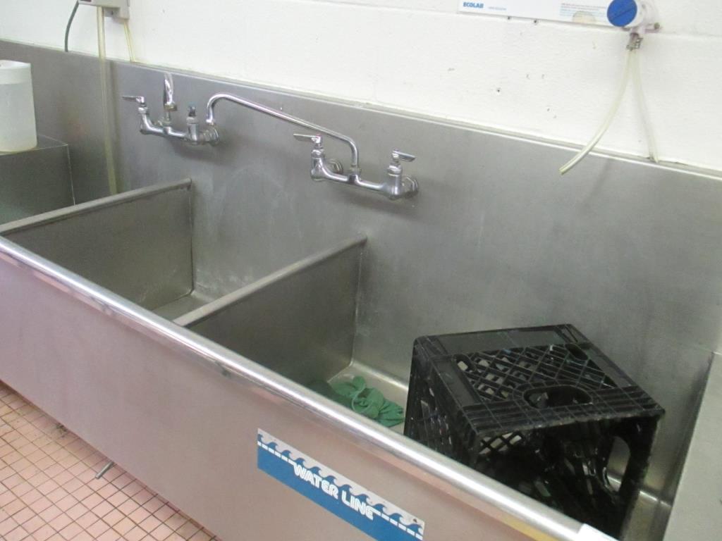 Stainless Steel 3 Compartment Sink/Table
