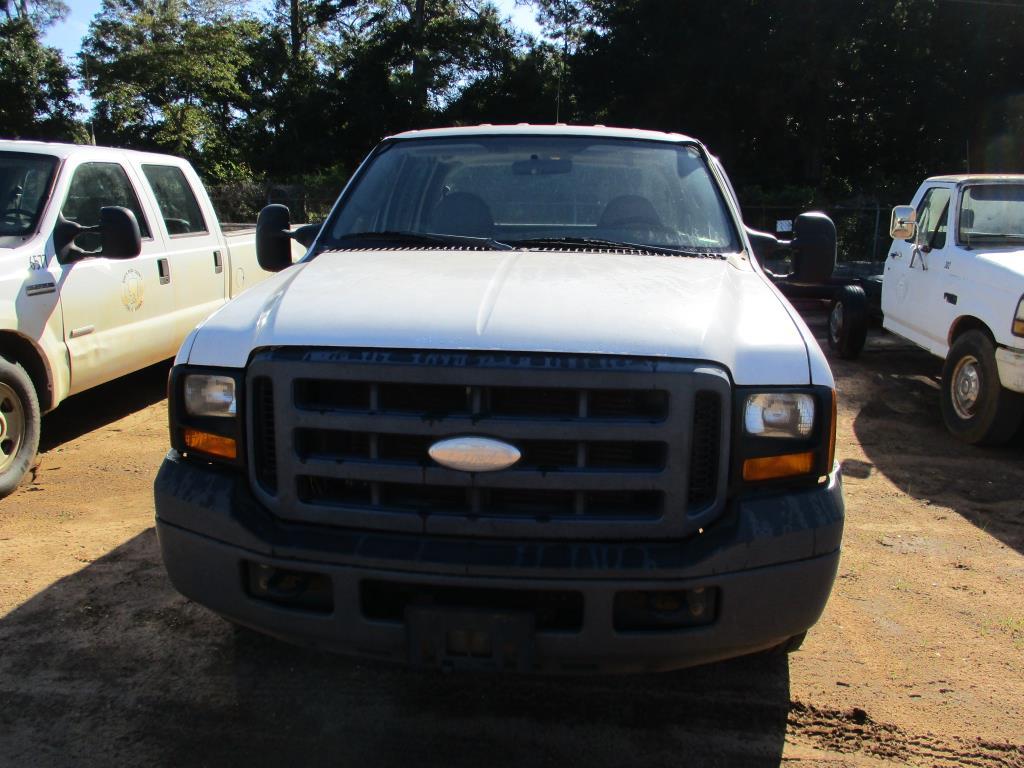 2006 Ford F-250 XL Pickup Truck.