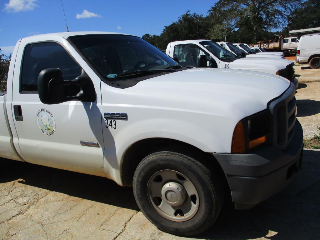 2006 Ford F-250 XL Pickup Truck.