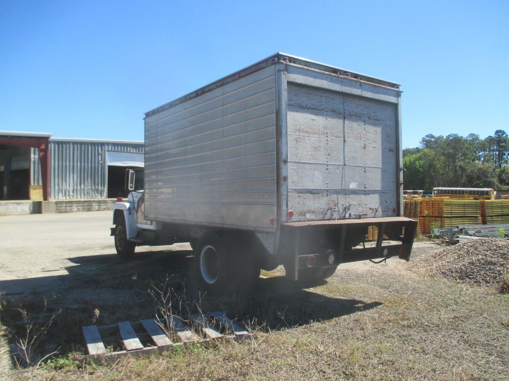 1978 International Load Star 1600 Box Truck