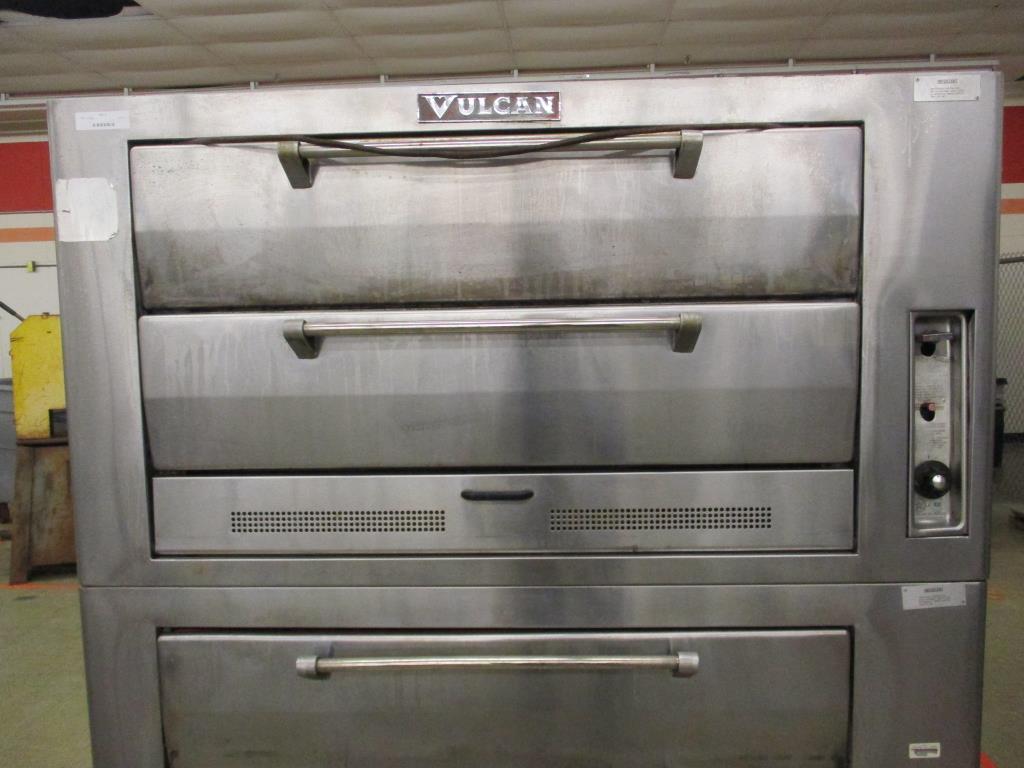 Vulcan Pizza/Deck Oven 7016AIT.