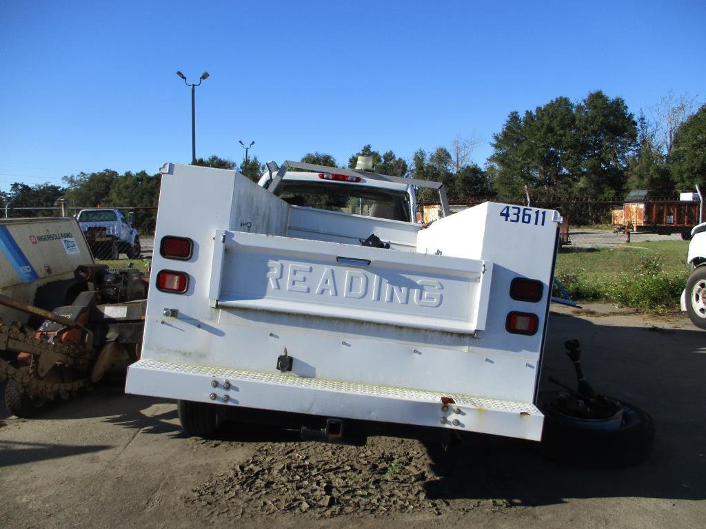 2011 Chevrolet Silverado 4WD 2500 Utility Truck.