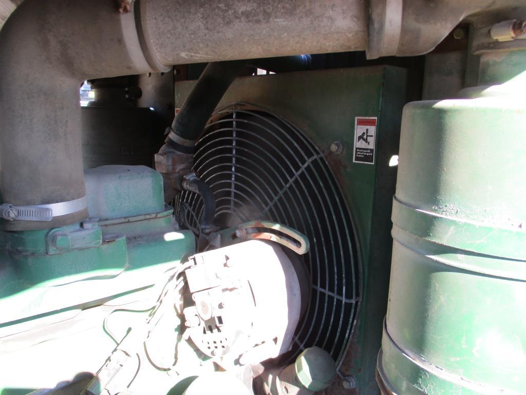 1986 Sullair Portable Air Compressor 185 DPQ 2W JD On Trailer