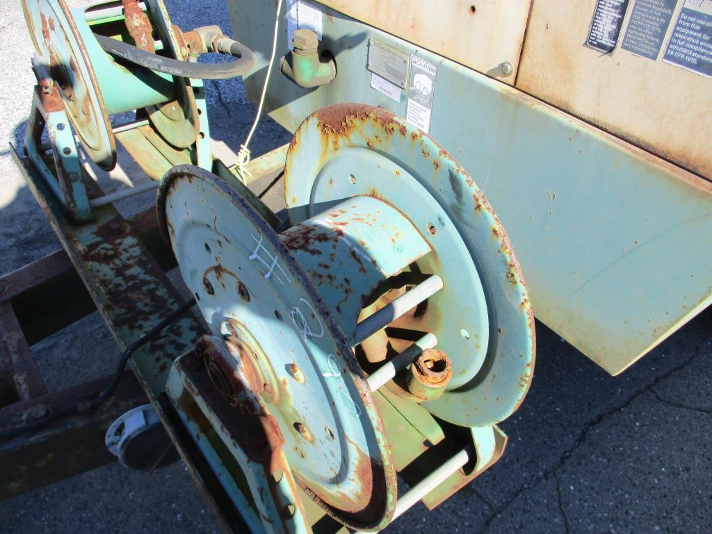 1986 Sullair Portable Air Compressor 185 DPQ 2W JD On Trailer