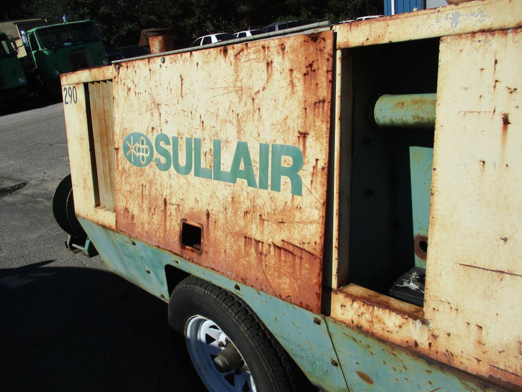 1986 Sullair Portable Air Compressor 185 DPQ 2W JD On Trailer