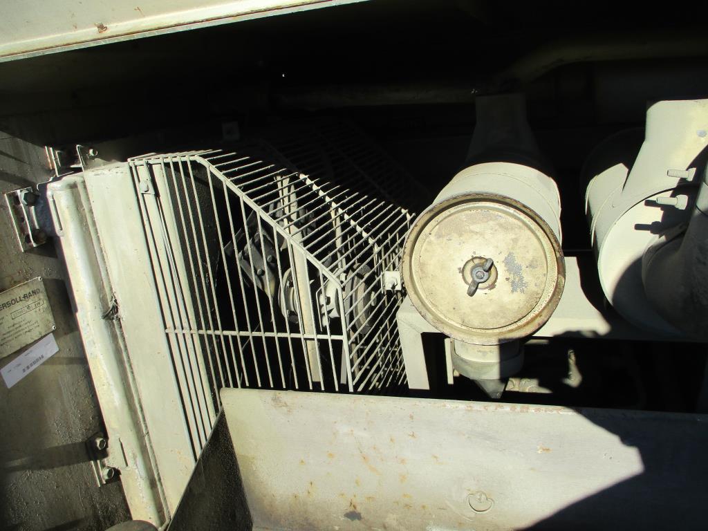 Ingersoll Rand Portable Air Compressor On Trailer.