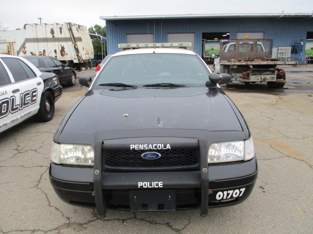 2007 Ford Crown Victoria Police Interceptor.