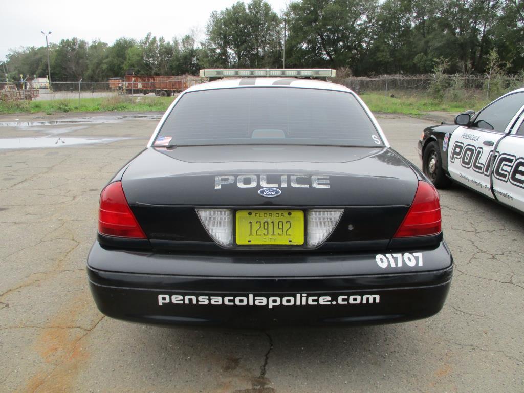 2007 Ford Crown Victoria Police Interceptor.