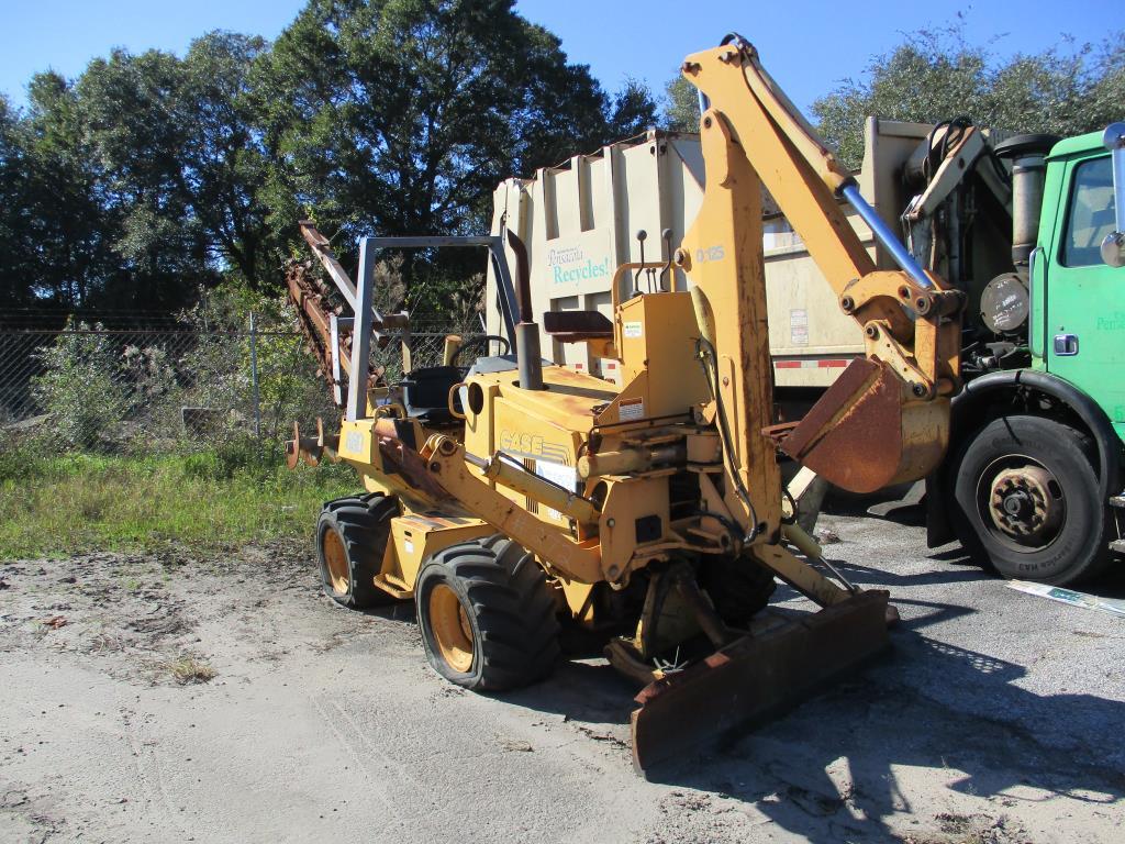 1998 Case 660 Trencher w/ D-125 Backhoe Attacment.