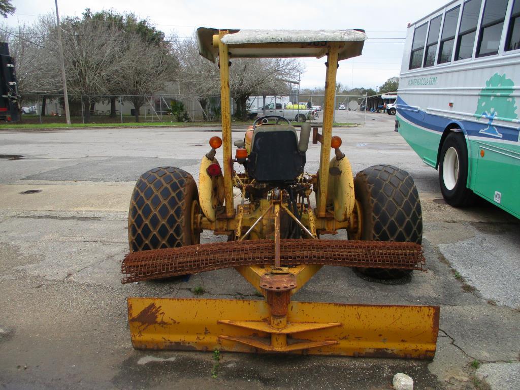 1981 Ford Tractor 231