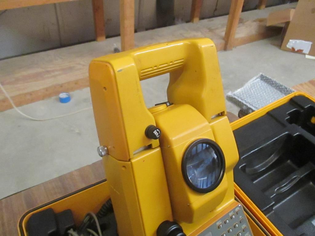 Topcon GTS-4 Electronic Total System