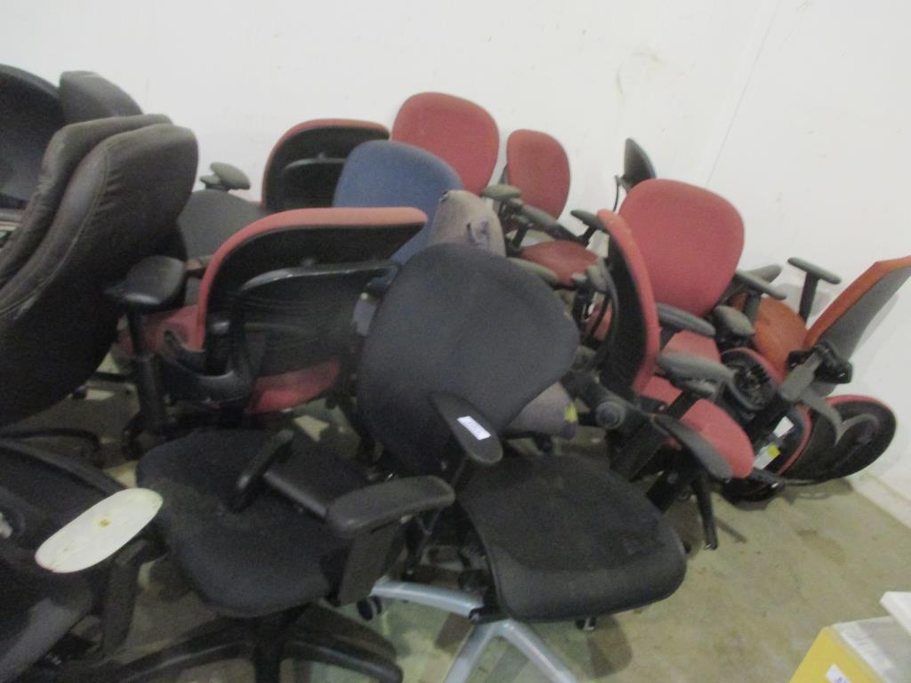 (55) Rolling Office Chairs