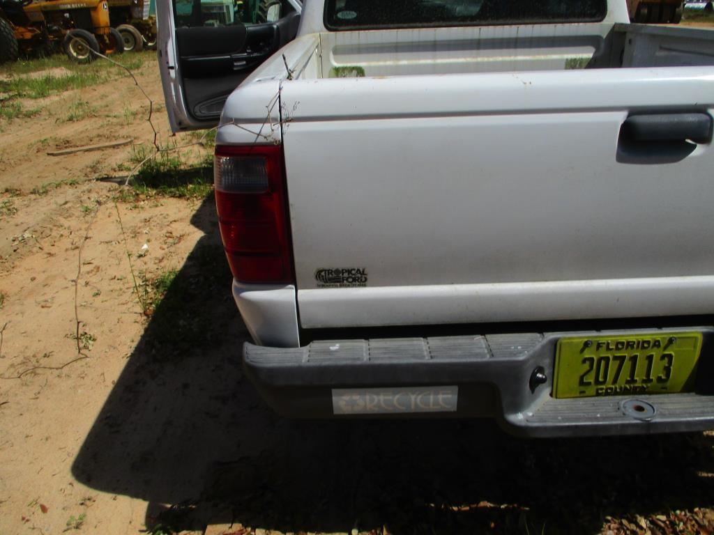 2003 Ford Ranger XLT Extended Cab Pickup Truck.