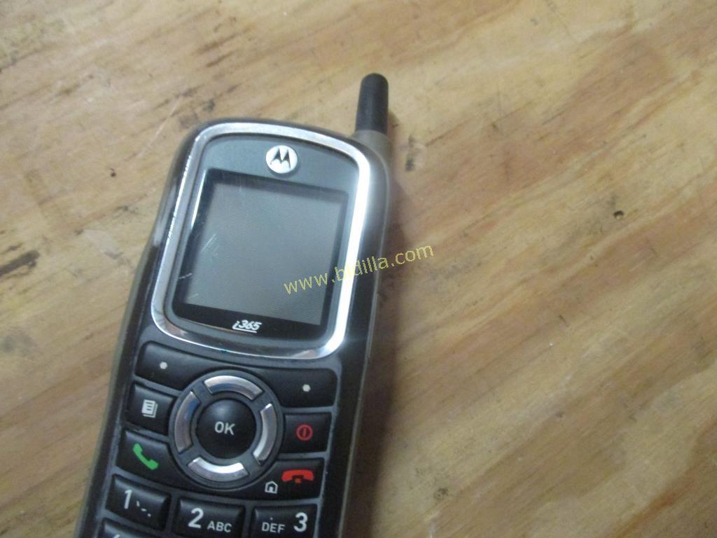 Motorola I365 Cellphone