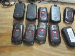 (15) Kyocera Flip Phones