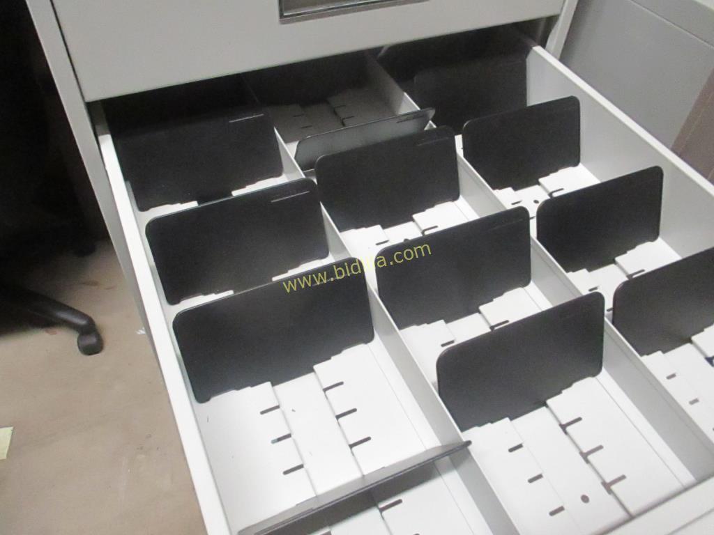 10 Drawer Metal Cabinet