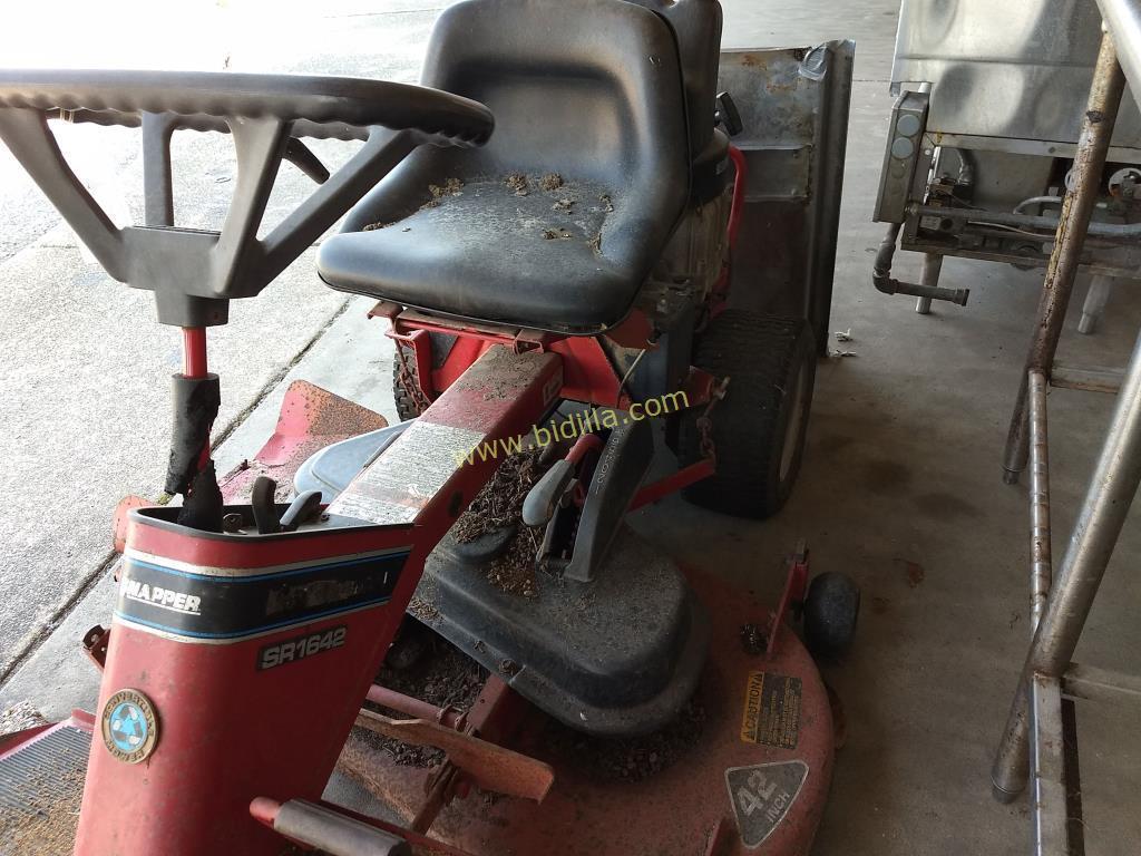 Snapper SR1642 Riding Mower