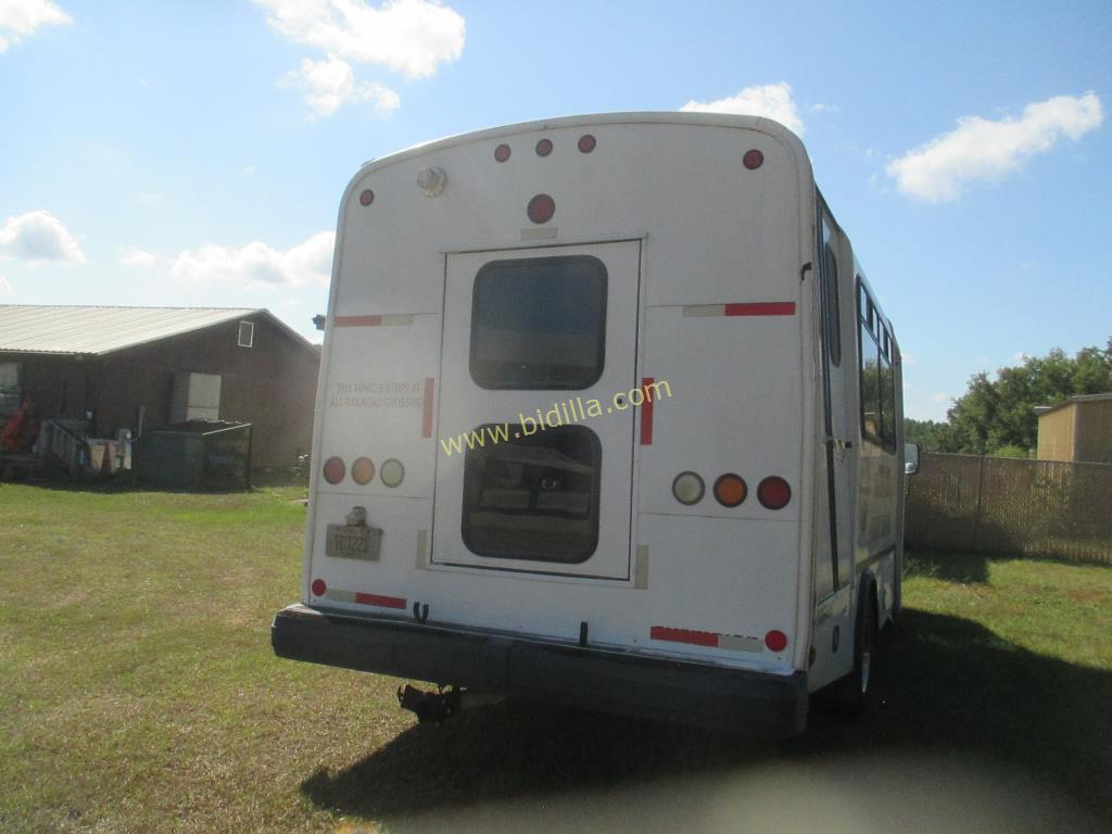 2005 Ford Economize E-450 Bus