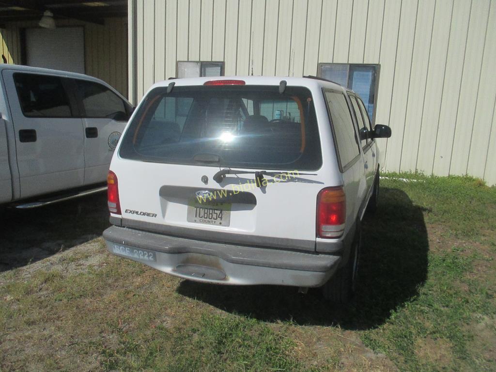 1999 Ford Explorer SUV