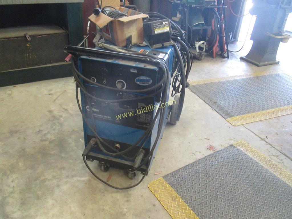 Miller Syncrowave 180 8D Welder