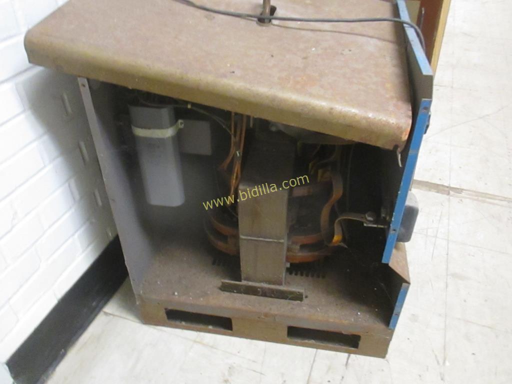 Hobart T-300 Electric Welder