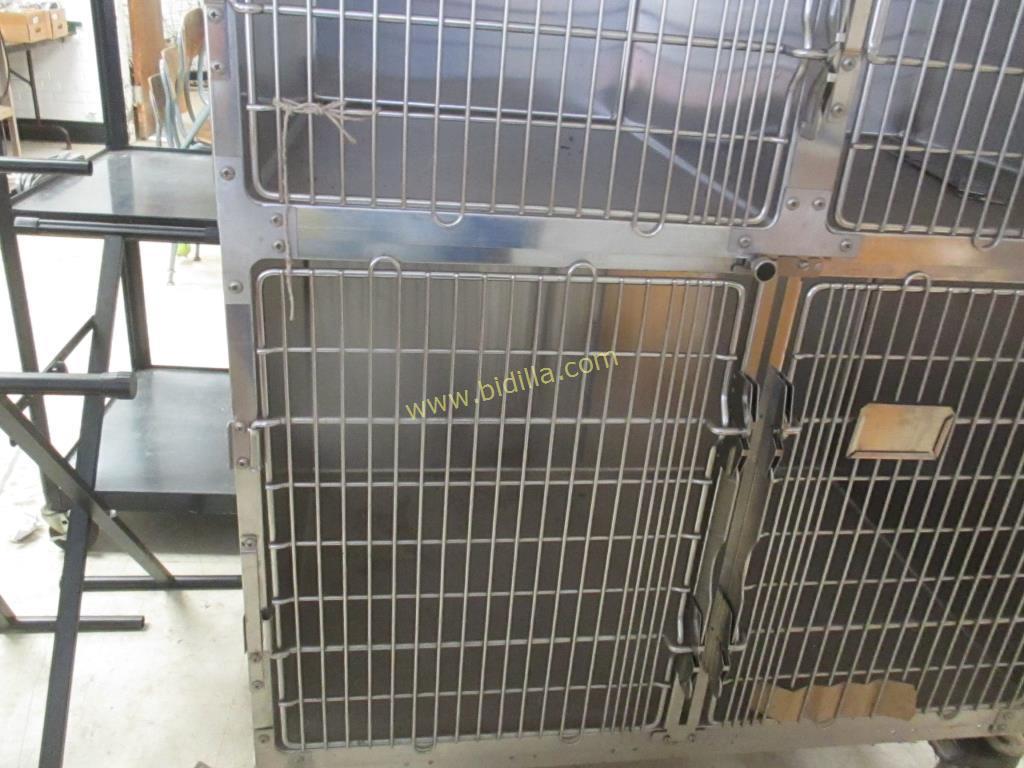 (4) Kennel Cages