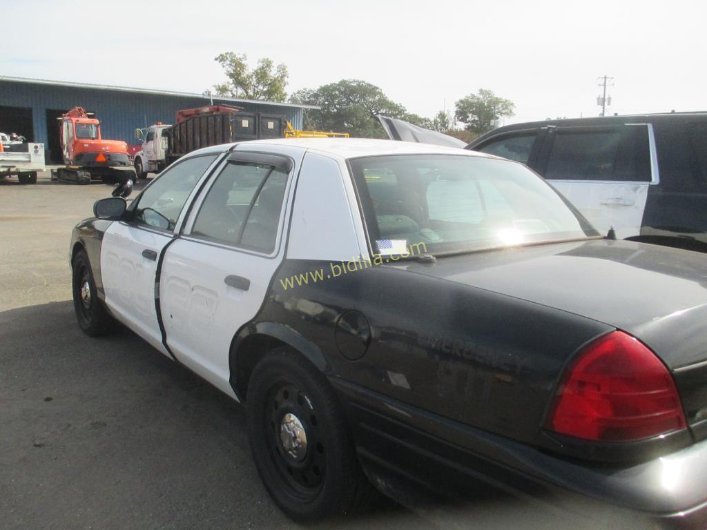 2009 Ford Crown Victoria Sedan