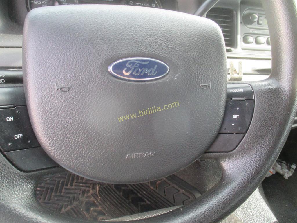 2008 Ford Crown Victoria Sedan