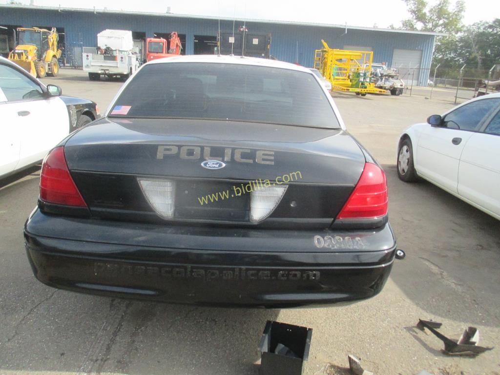 2008 Ford Crown Victoria Sedan