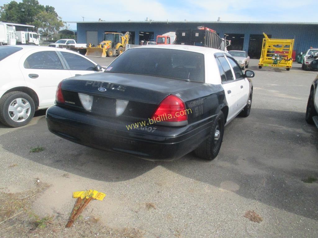 2007 Ford Crown Victoria Sedan