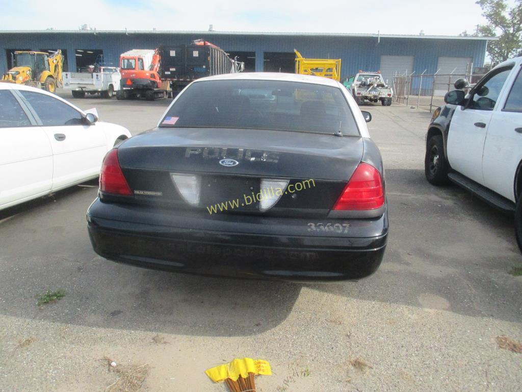 2007 Ford Crown Victoria Sedan