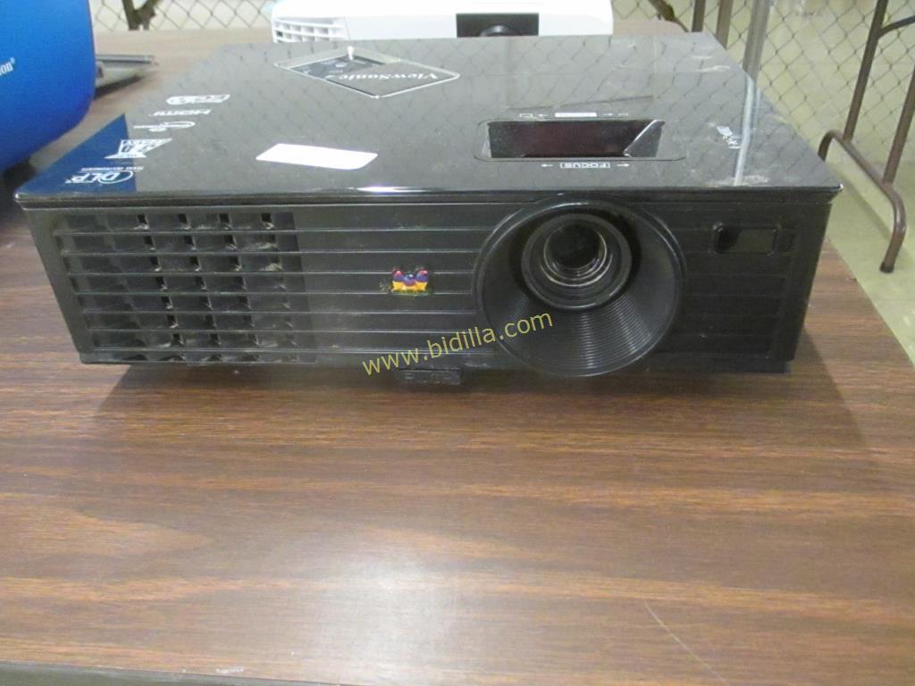 View Sonic PJD6223 HD Projector