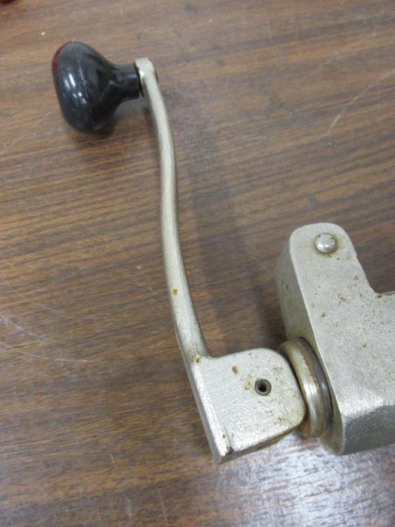 Edlund Commercial Can Opener Size 1.