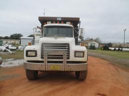 2000 Mack RD690S Dump Truck.