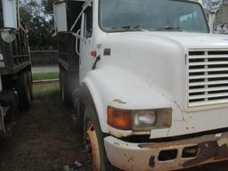 1998 International 4900 Dump Truck.